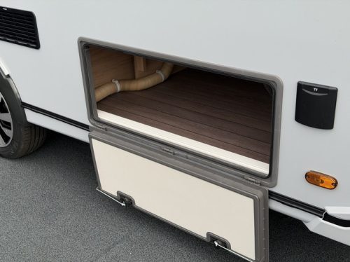 Knaus SUDWIND 420 QD Black Selection Campovolo grey / 50% Offres photo : 4