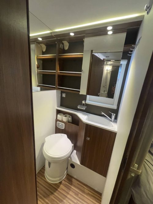 Adria Matrix M670sl photo: 21