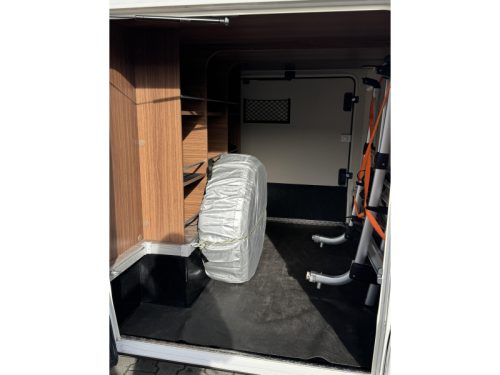 Hymer ML-T 580 - Hydraulische St&uuml;tzen - Foto: 17