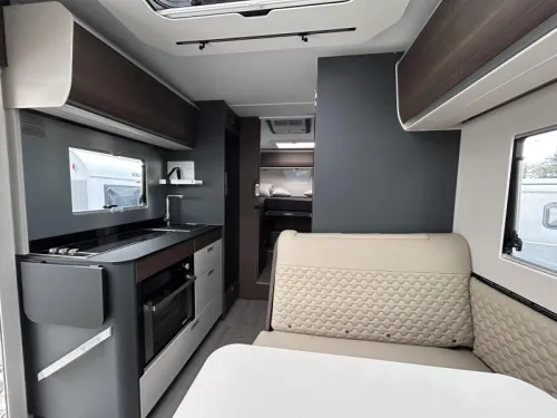 Adria Coral MB Supreme 670 SL 650 SL Foto: 11