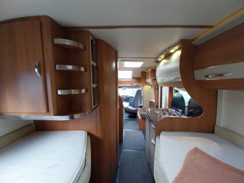 Hobby 650 With extra low beds! photo: 12