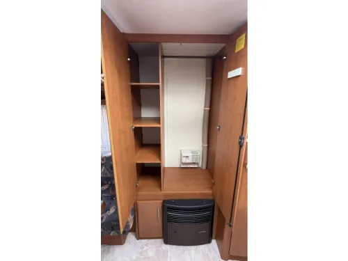 Hobby Excellent 470 UF lit travers&eacute;e photo toilettes: 4