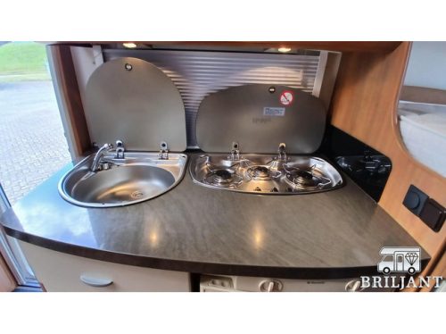 Hobby T 500 GESC .. 2009 single beds photo: 5