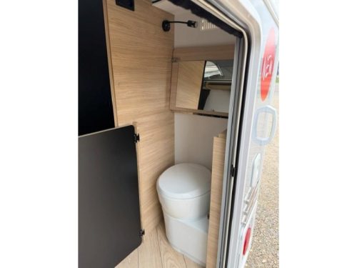 Caravelair Pop Top Mini Freestyle 320 light compact electric photo: 15