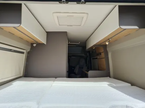 LMC Innovan 600 Skyroof - mid-Sept/Oct photo: 22