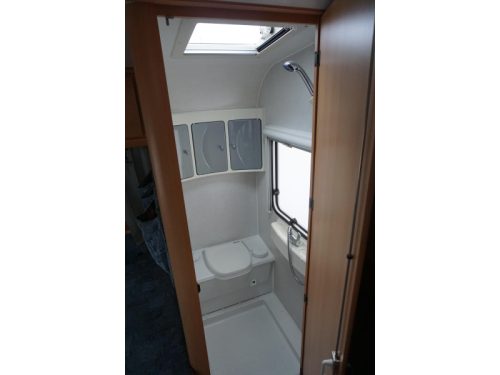 TEC Travel King 390 HTF Rangierhilfe/Vorzelt/Markise Foto: 12