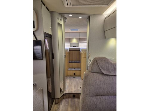 Hymer TRAMP GL 578 AMBITION 130 HP ONLY 29,972 KM DIGITAL REAR-VIEW MIRROR SINGLE BEDS TV + SATELLITE SWIVEL SEATS photo: 19