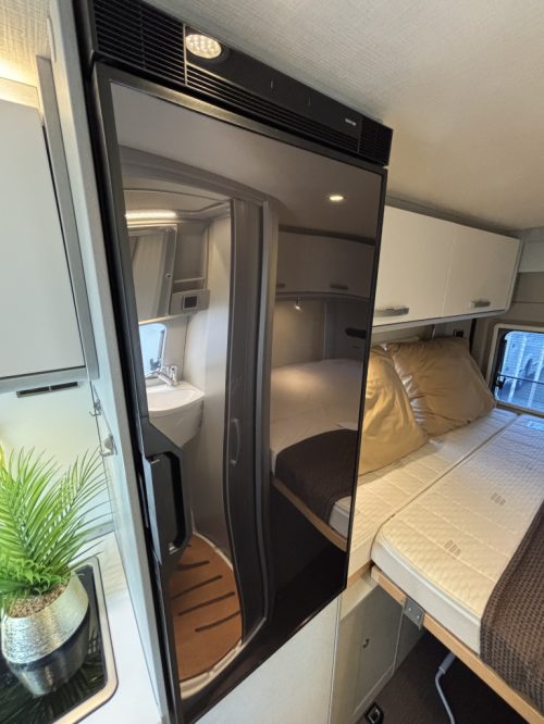 Hymer FREE 600 BREEDTEBED+HEFDAK 2023 Foto: 7