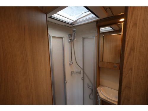 LMC Cruiser 646 G Automaat Einzelbetten Foto: 10