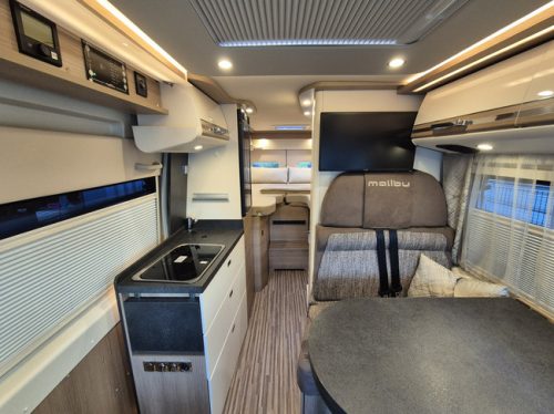Carthago MALIBU 640 LE CHARMING GT SKYVIEW 180 HP AUTO 11,646 KM ACC SINGLE BEDS LITHIUM AIR SUSPENSION TOW HITCH VAN-SWING DIGITAL COCKPIT photo: 19