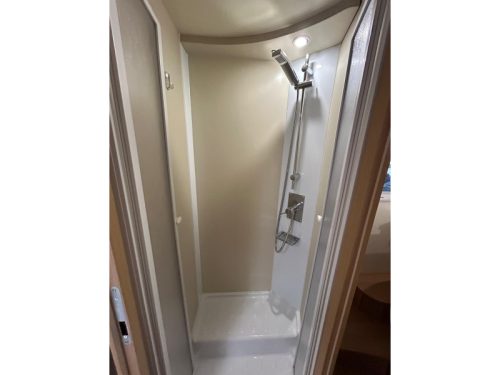 McLouis Sovereign 481 G Queensbed photo: 7