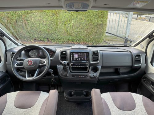 P&ouml;ssl 2Win Plus 600 D-line 140 hp AUTOMATIC 9-speed Euro6 Fiat Ducato NIEUW **Slechts 6 meter/Groot dwarsbed/4 zitplaatsen/Luifel/Apple photo: 6