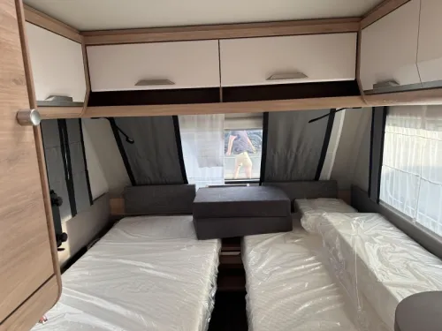 Knaus Sudwind Black Selection 500 EU single beds / dinette photo: 6