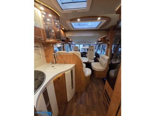 Carthago Chic C-line I 5.0 QB * Full options * Queen bed* NAP photo: 13