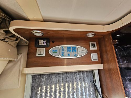Mc Louis Nevis 875 Foto: 25