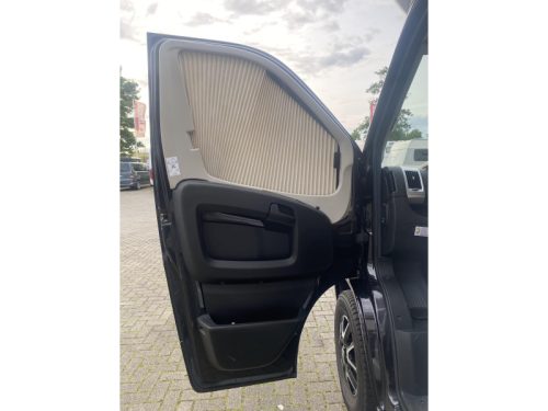 B&uuml;rstner Limited T 690 foto: 7
