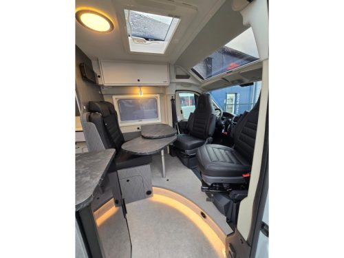 Etrusco CV 600 DB Plus Buscamper 6mtr photo: 2