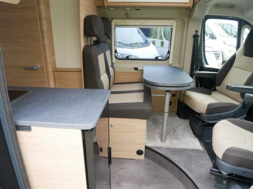Roadcar (P&ouml;ssl) R640, 6.40 Meter Buscamper, Single Beds photo: 7