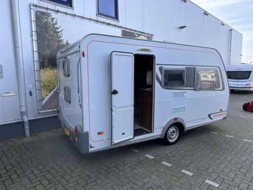 Weinsberg CaraOne 400 LK ETAGENBETT-VORZELT Foto: 1