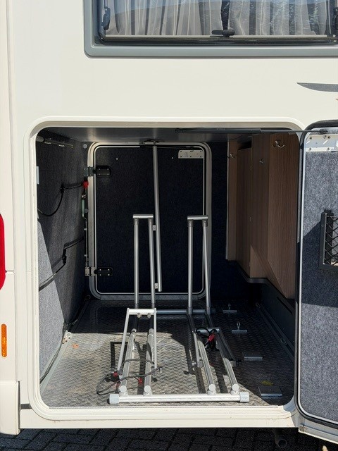 Carthago C-Tourer I 143 LE, zonder hefbed! foto: 20
