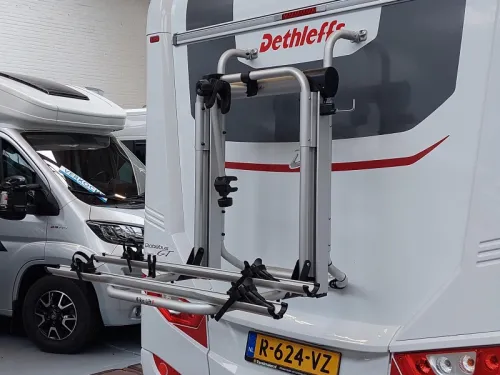 Dethleffs Globebus T 6 GT Automatik/L&auml;ngsbetten/TV Foto: 22