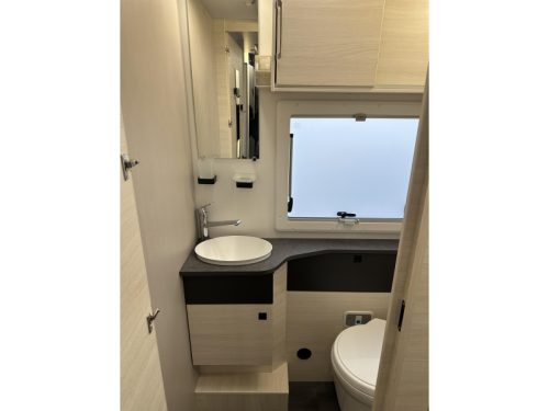 Challenger Graphite Ultimate 380 ( Chausson 720 ), 5 berths. photo: 16