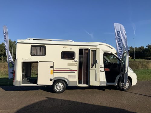 Adria Compact SL 2.3 MultiJ. 130 HP Semi-integrated, Single beds, Year 2010 Camper Centrum On the Road at Noorderringweg 4 in Marum. photo: 3