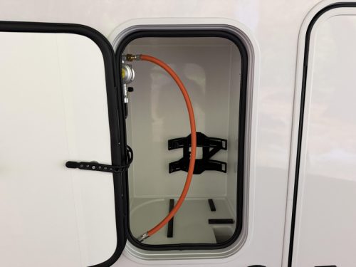 Adria Compact Select DL Automatik / L&auml;ngsbetten Foto: 17