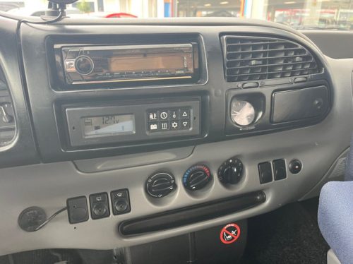 Westfalia Nugget Hubdach 4 Pers. K&uuml;hlschrank Anh&auml;ngerkupplung Komplett ausgestattet. Foto: 10