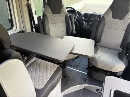 Weinsberg CaraBus 600 ME Compact mit Einzelbetten Foto: 17