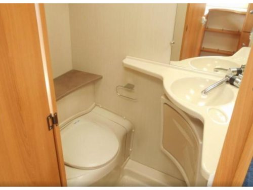 Caravelair Antares 465 Querbett / Markise. Foto: 10