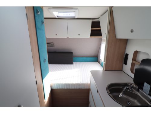 Dethleffs Aero 410 QS Querbett / Mover / Markise Foto: 13