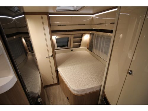Hobby Excellent 495 UFE Mover, MPP battery, Awning photo: 8