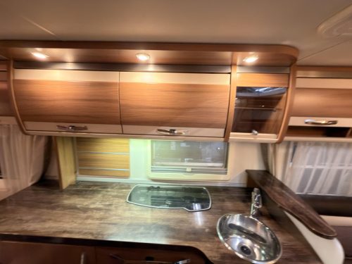 Knaus Sudwind Exclusive 580 UF mover+awning+cabin airco  photo: 7