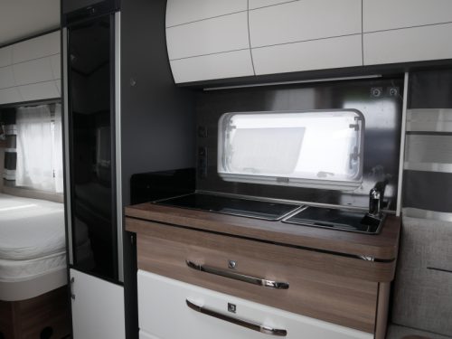 Hobby Excellent Edition 540 WLU mover, awning, air conditioning photo: 8