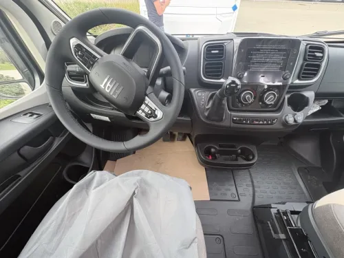 Weinsberg CaraCompact Pepper 600 MF Automatik / Combi E Foto: 5