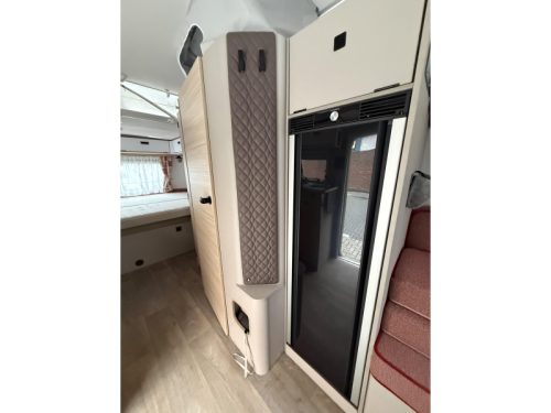 Eriba Touring 630 VOLL MIT OPTIONEN Foto: 13