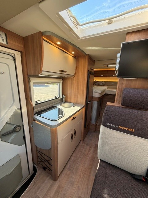 Weinsberg Caracompact 600 MEG Pepper Edition foto: 3