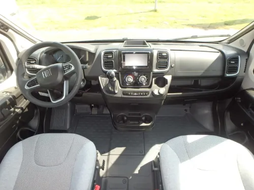 Weinsberg CaraBus 630 ME EDITION FIRE Foto: 23