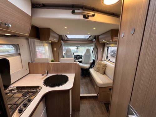 Carado T 448 Lits Jumeaux Lit Pavillon Garage XXL Climatisation R&eacute;gulateur de vitesse photo : 1