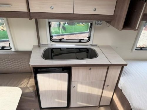 B&uuml;rstner Light Edition 450 TS mover unico verona luifel foto: 14