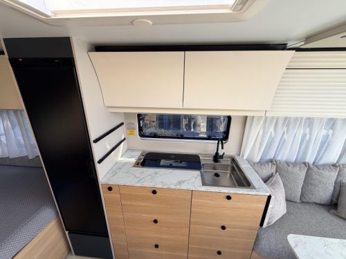 Adria Adora 522 UP FREE AIR CONDITIONING photo: 7