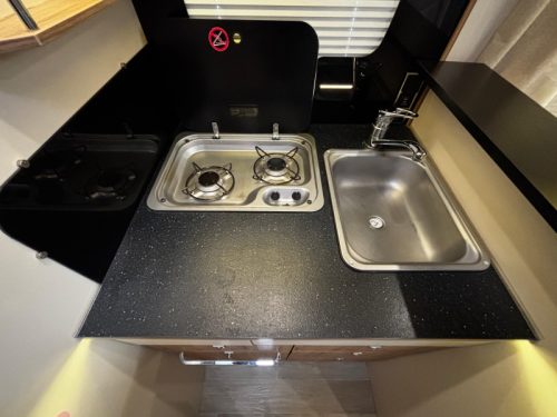 Pilote P 706 GJ Motorhome, 4 berths photo: 7