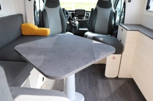 Nahezu neue Exklusive Line 660 Chausson AUTOMATIK Doppelt&uuml;r Artic Pack (70 Foto: 29