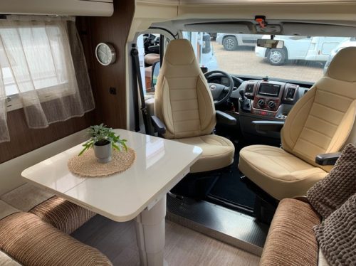 ROLLER Team T-line 255 Toit relevable Climatisation Cruise Suspension pneumatique 6 couchages photo : 16