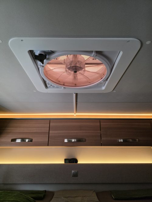 WEINSBERG R57 photo: 21