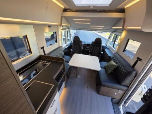 Adria Sonic Supreme 700 DL Foto: 9