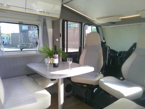 Etrusco I 7400 SB L&auml;ngsbetten Foto: 4