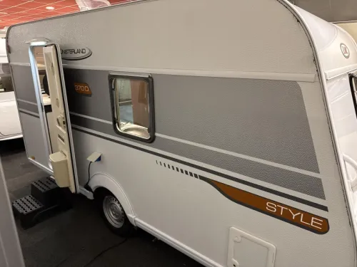 LMC Style 370 D FRANZ&Ouml;SISCHES BETT-SITZGRUPPE-RANGIERHILFE Foto: 2