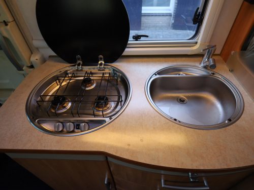 Hymer Tramp 676 GT low single beds photo: 6